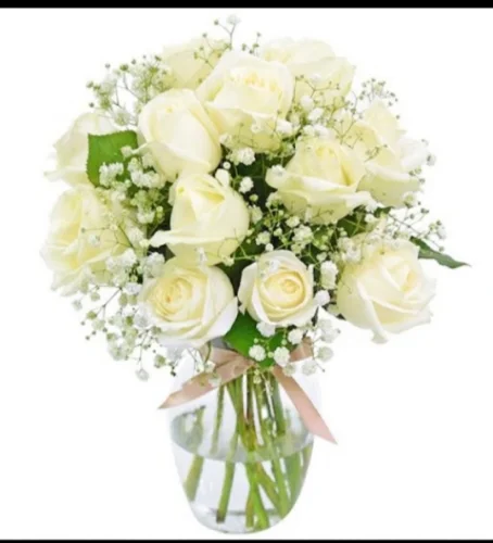 ARRANJO DE ROSAS BRANCAS - 1 DUZIA E MEIA