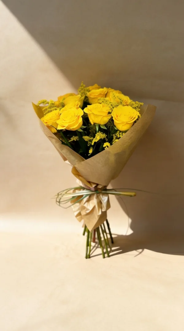BUQUÊ DE ROSAS AMARELAS 1 DUZIA